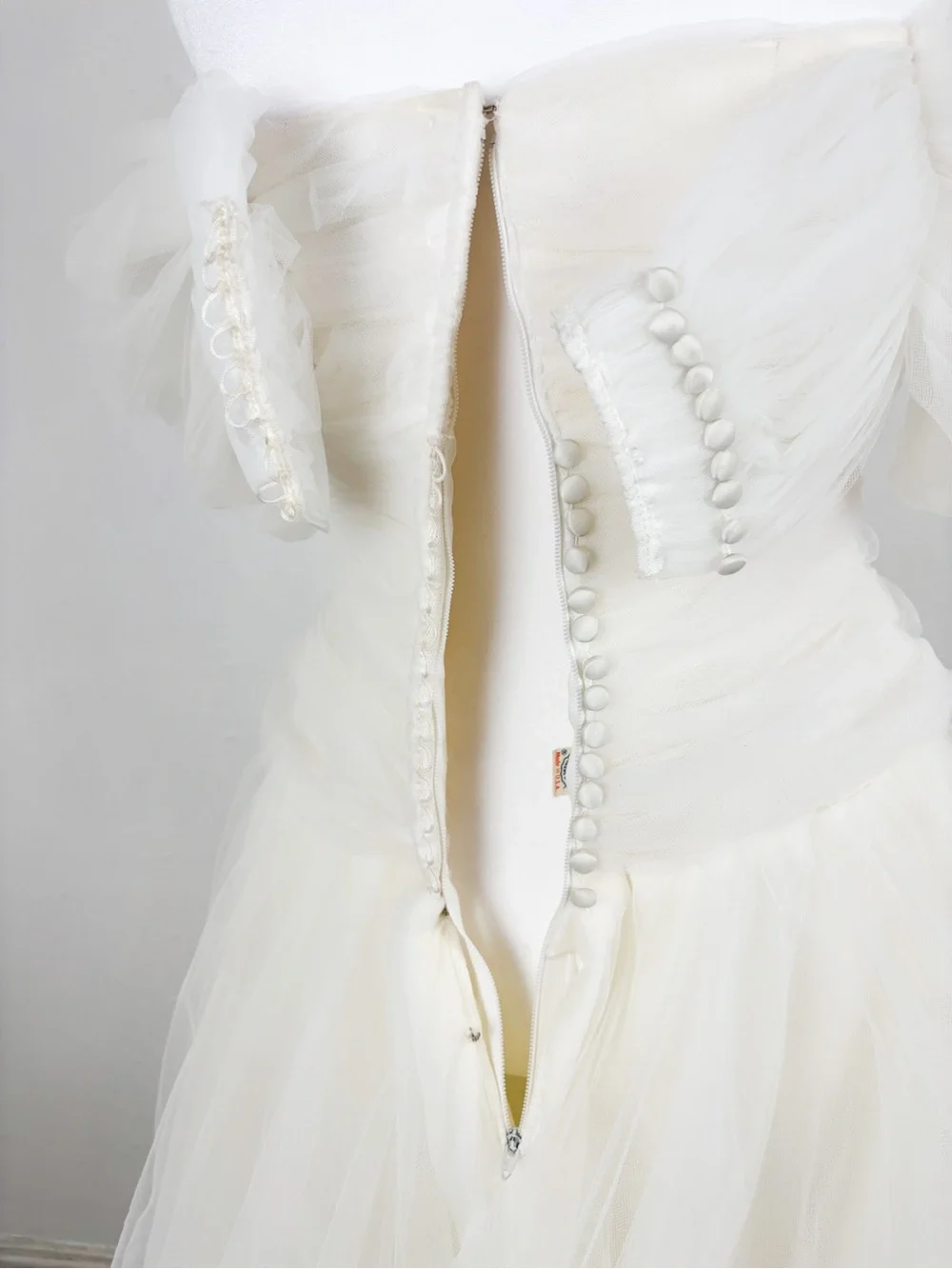 Vintage Oscar de la Renta Ivory Tulle Strapless Wedding Gown Sz S - Picture 7 of 16